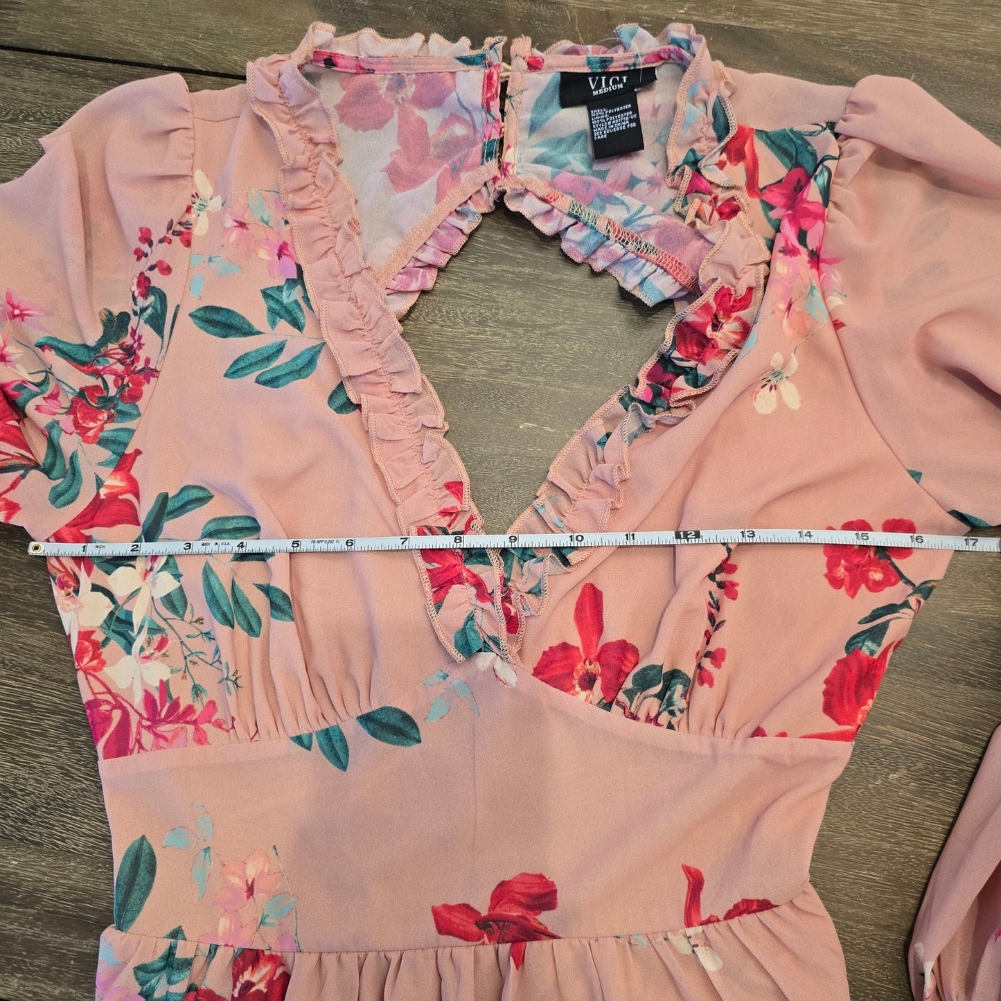 VICI Pink Floral Print Long Sleeve Ruffle & backless Maxi Dress Sz Medium