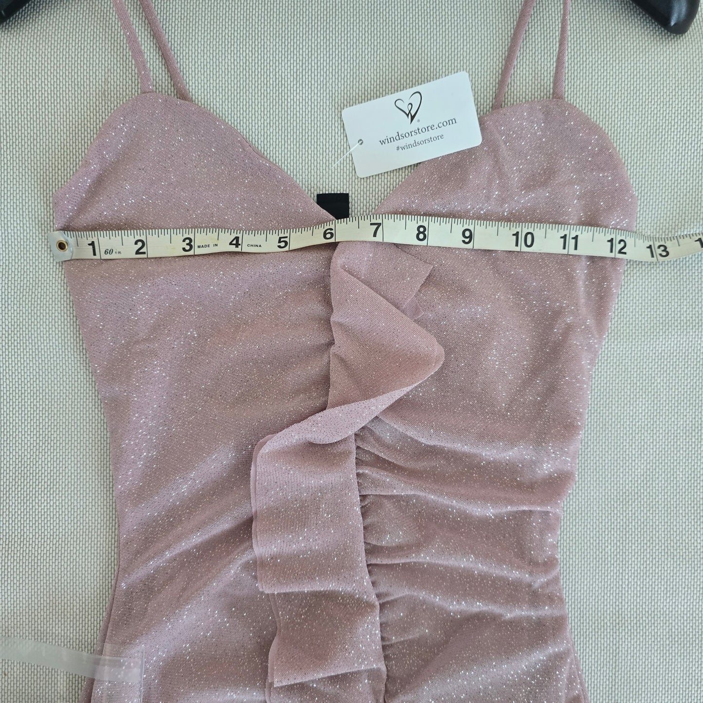 Windsor Mauve Sparkly Glitter Ruffle Sleeveless Fitted Mini Dress Sz Small (763)