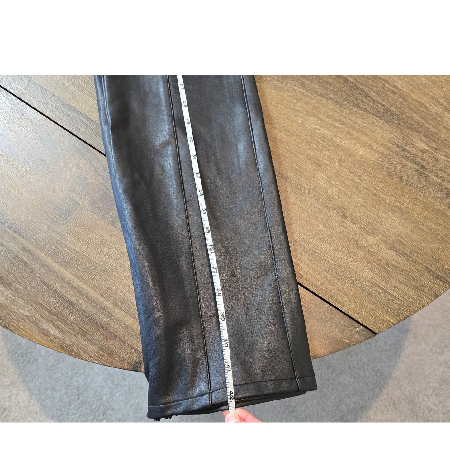 PILCRO Black Patent Leather Straight Long Pants Elastic Waists Sz 28 (766)