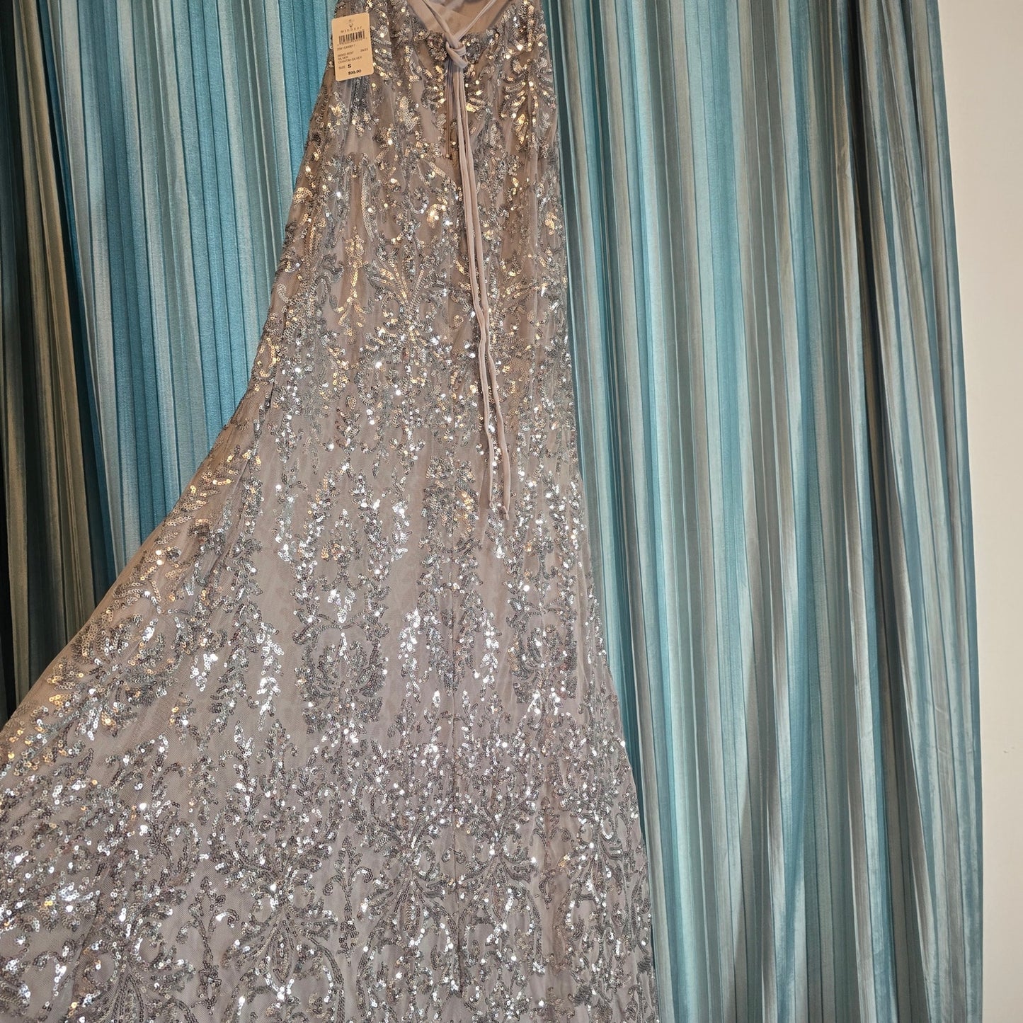 Windsor Silver Kinsley Formal Sequin Mermaid Maxi Dress Sz S
