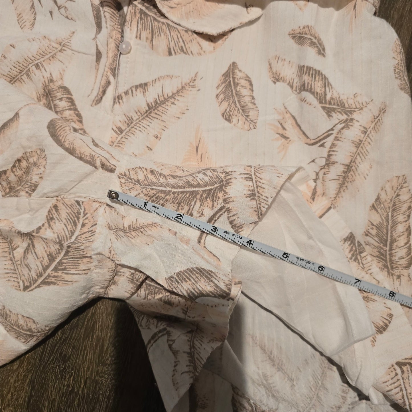 Elan Beige Feather Print Bubble Sleeve Romper Sz XS