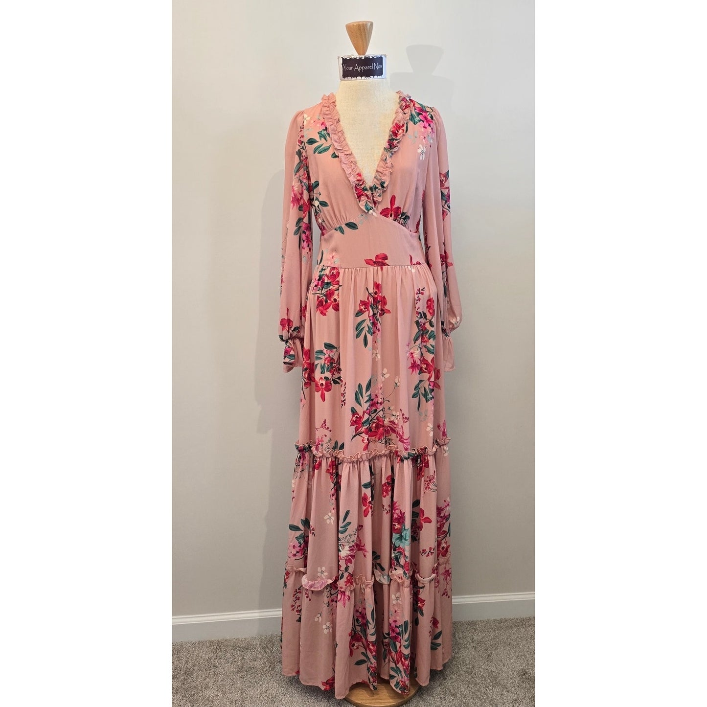 VICI Pink Floral Print Long Sleeve Ruffle & backless Maxi Dress Sz Medium