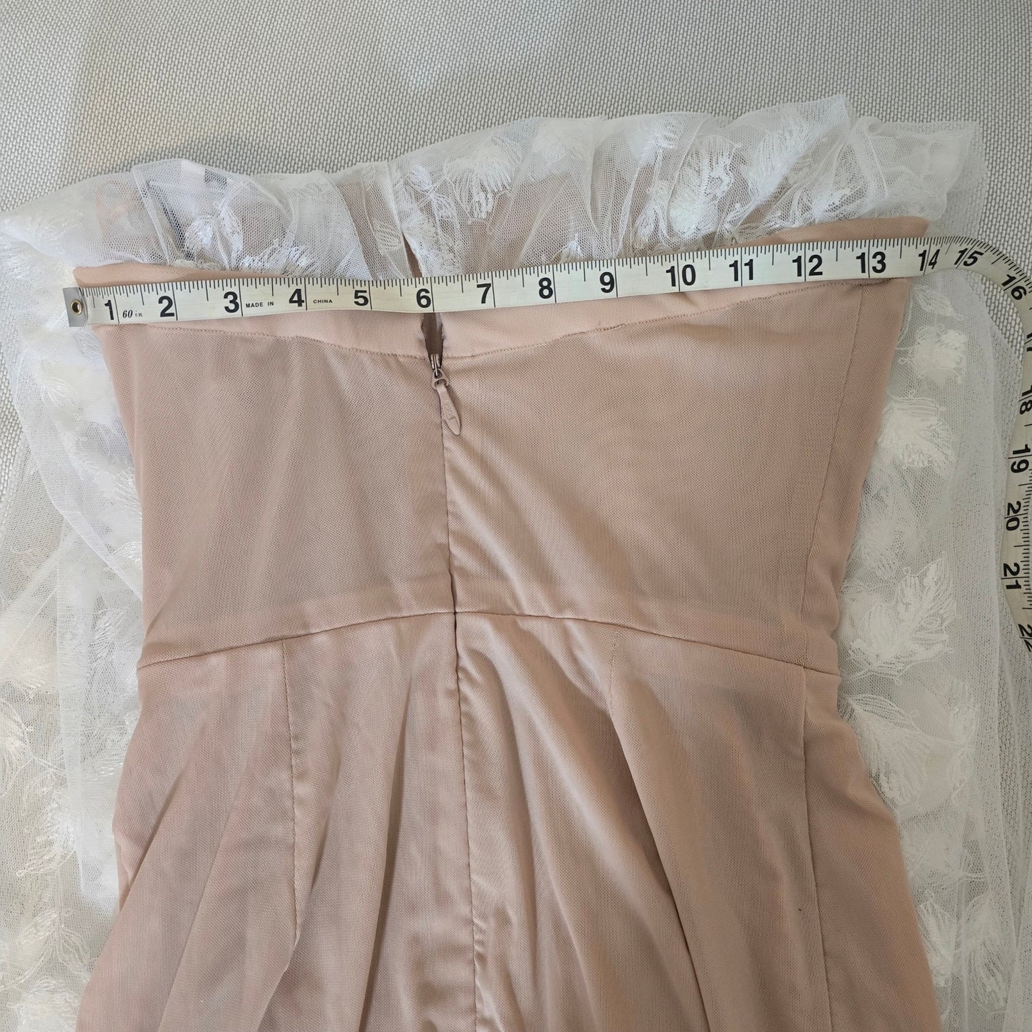 Anthropologie Athena Strapless Sheer 3D Flower Nude interior Midi Dress Sz Small