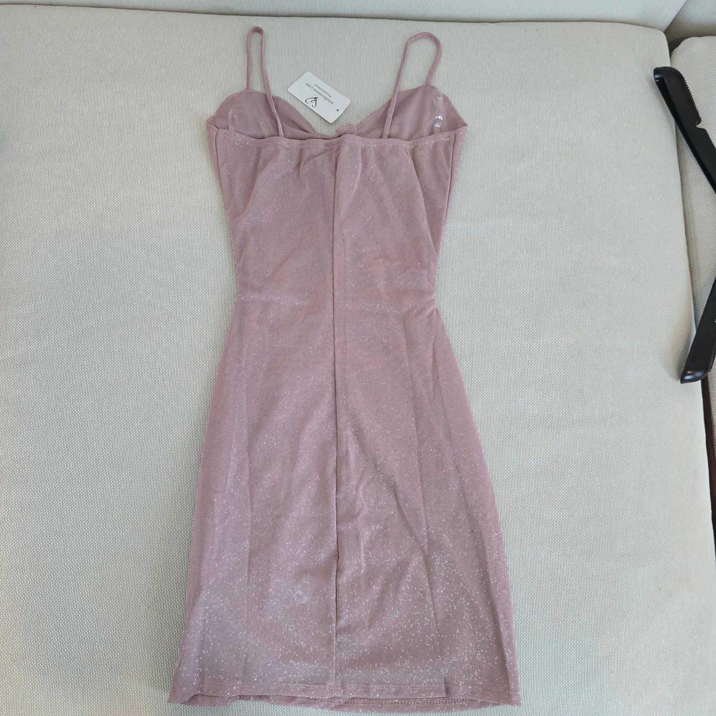 Windsor Mauve Sparkly Glitter Ruffle Sleeveless Fitted Mini Dress Sz Small (763)