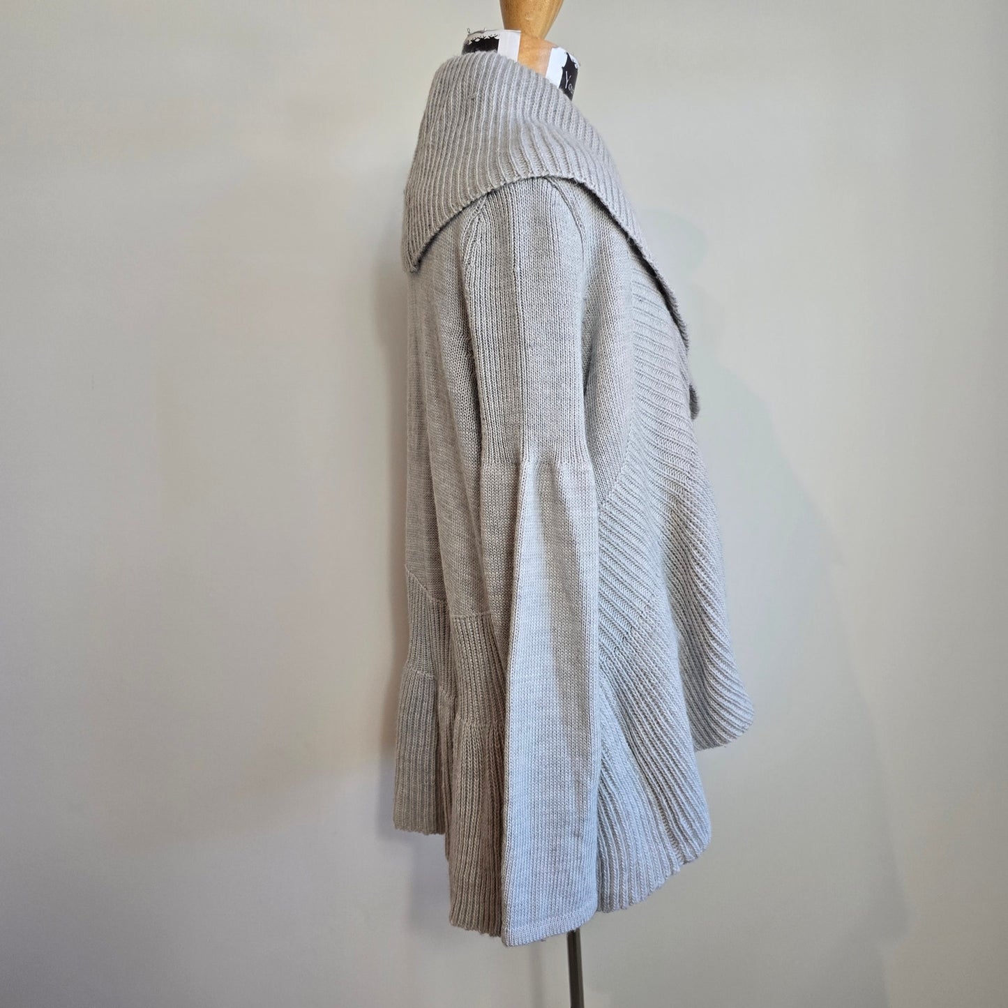 Design History Women's Gray Open Shawl Neck Open Chunky Cardigan Sz M (787)