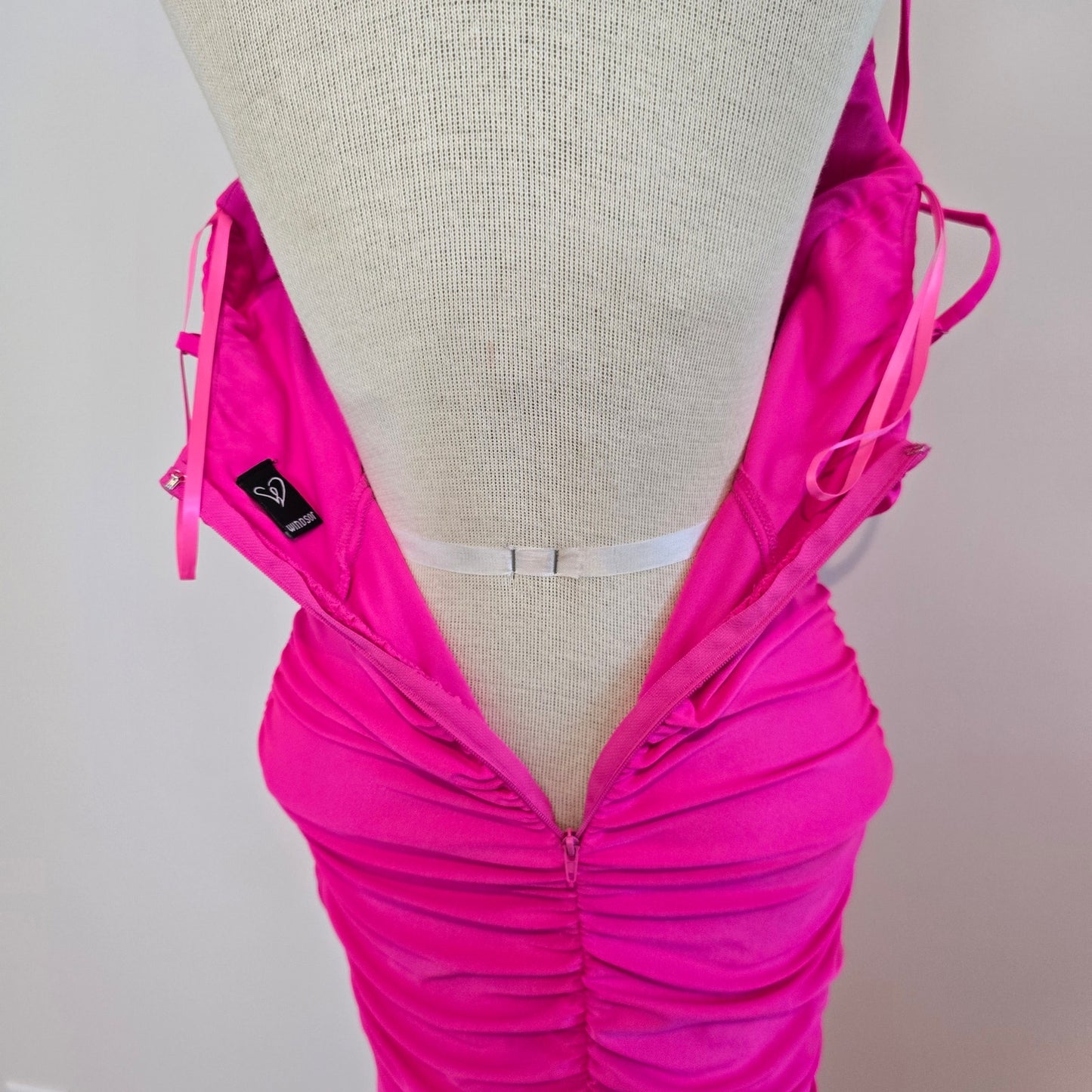 Jamie Formal Neon Pink Fitted Cowl Neck Mermaid Long Dress Sz XS (750)