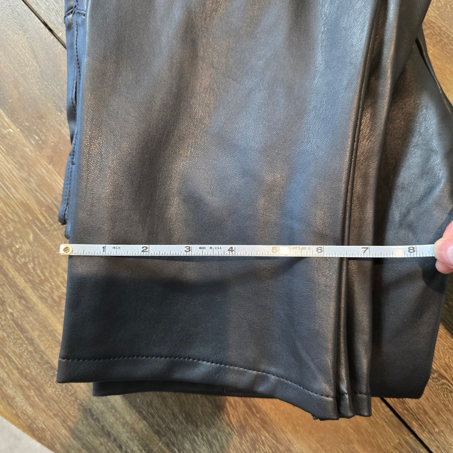PILCRO Black Patent Leather Straight Long Pants Elastic Waists Sz 28 (766)