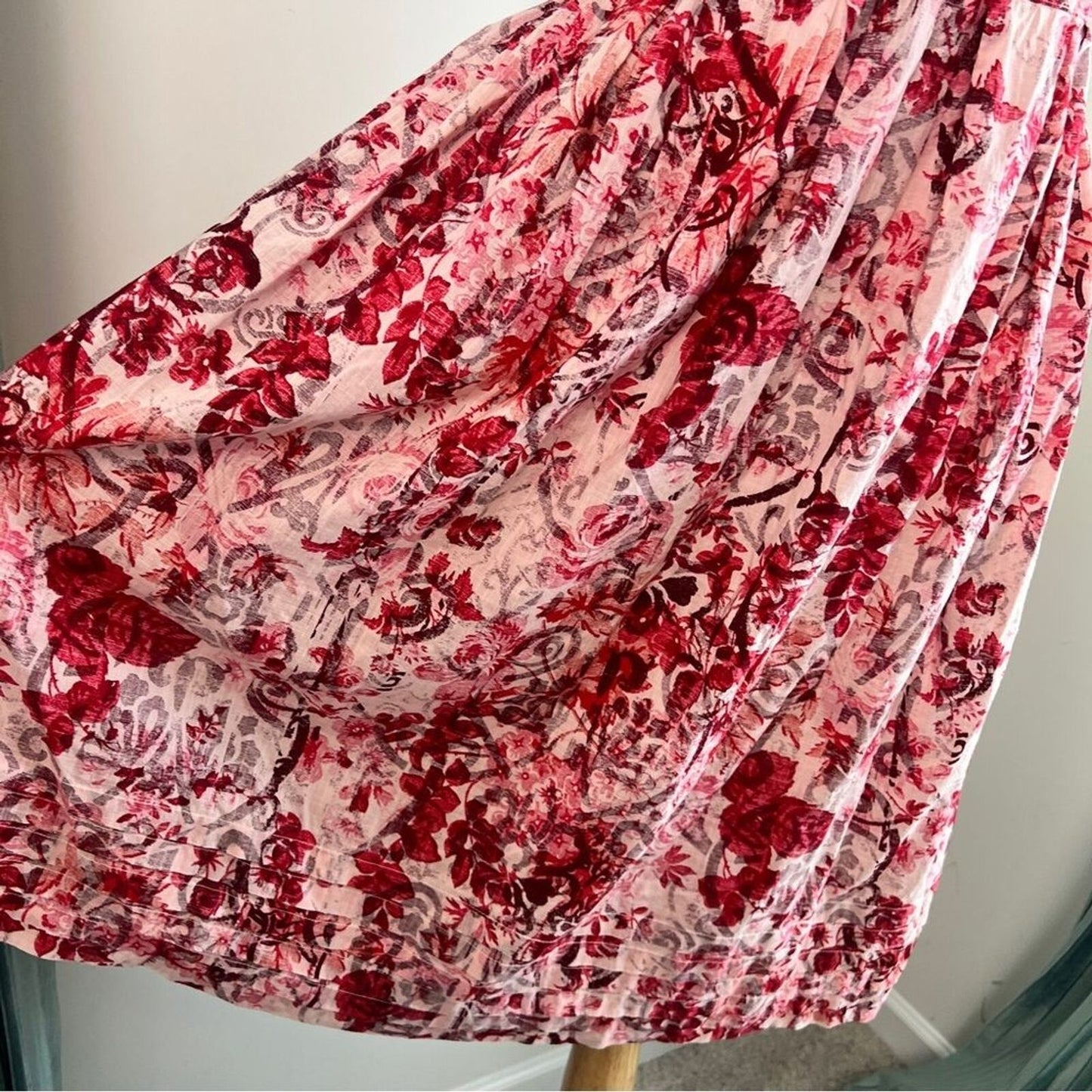 Gap Sz 8 Pink Red Waist-Defined Floral Cotton Smocked Midi Cami Dress (541)