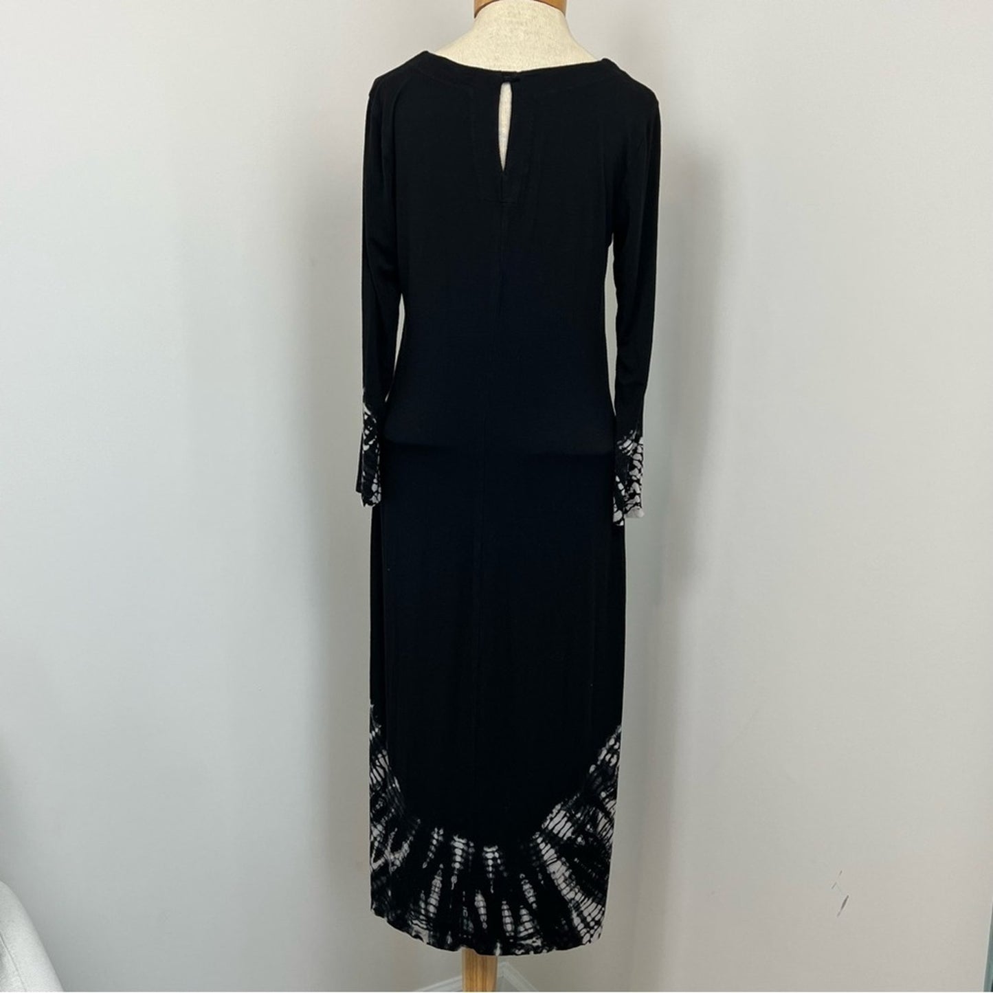 Gypsy Black tide dye design Long Sleeve Fitted Jersey Midi Dress size Small (137