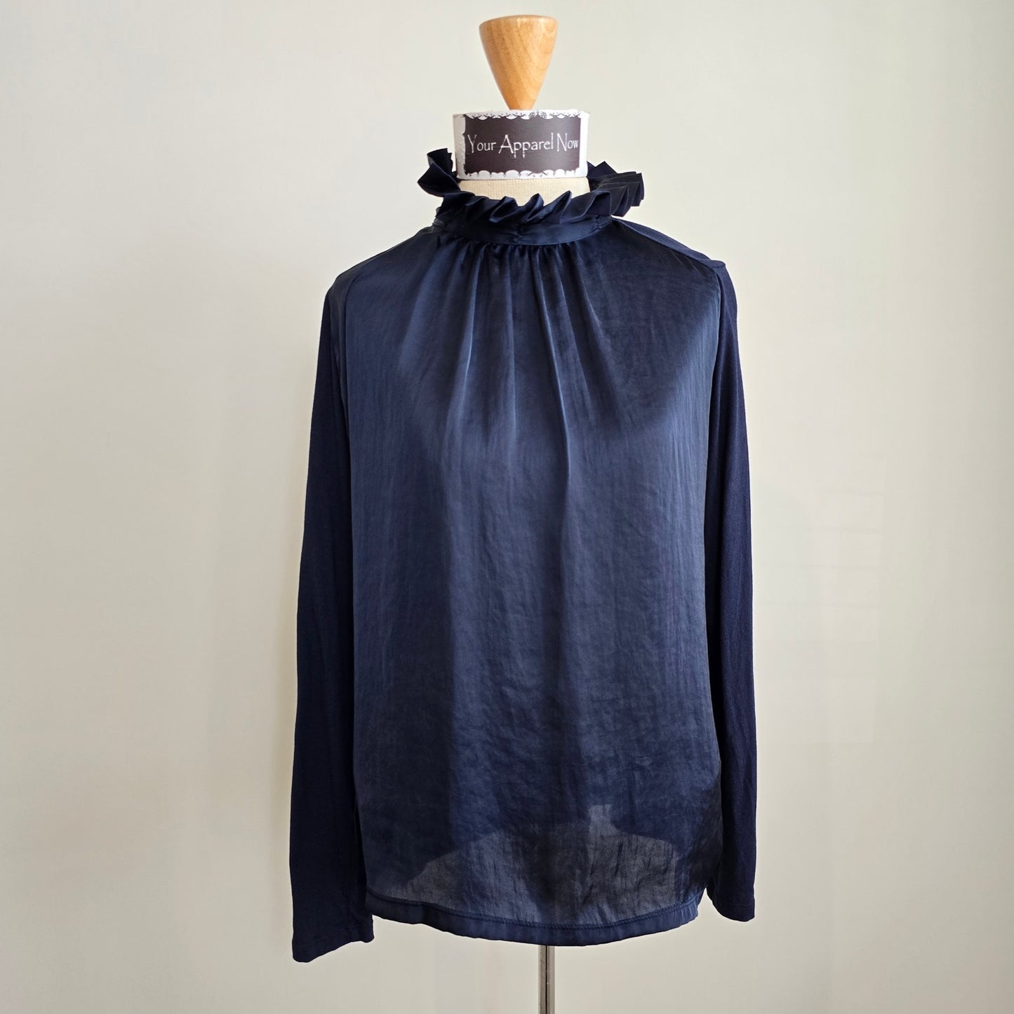 Banana Republic Factory Navy Cotton Blend Long Sleeve Ruffled Neck Sz XS (712)