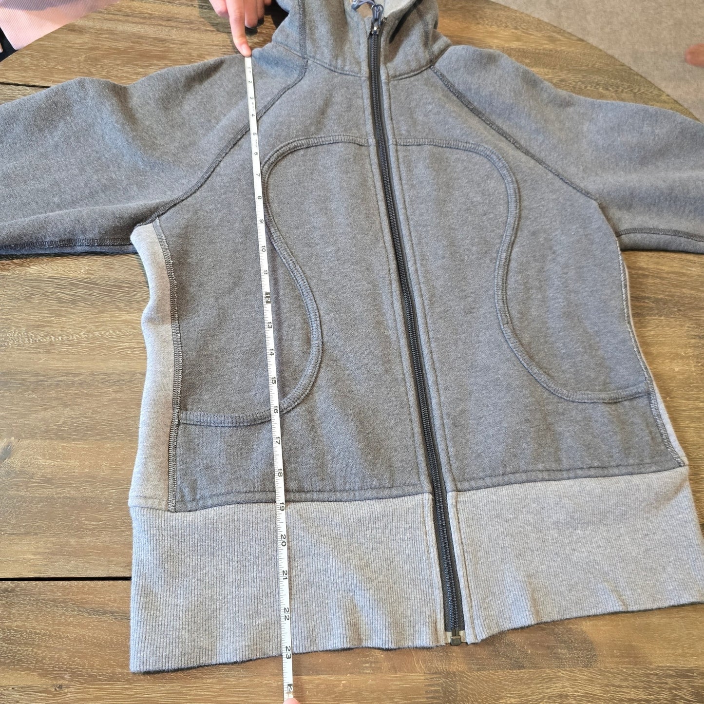 Lululemon Women's Scuba Heathered Gray Zip Cut Hoodie Sz 8 (772)