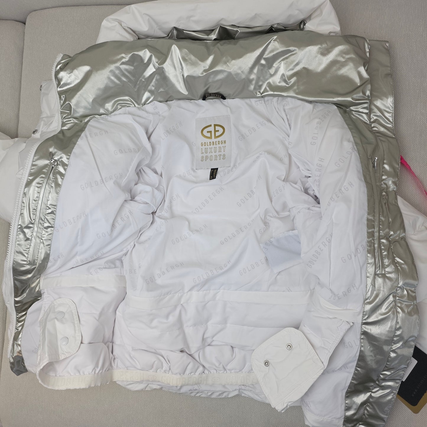 Goldbergh Bufera Quilted Ski Jacket White Hooded Down Puffer Coat Size 8 NWT