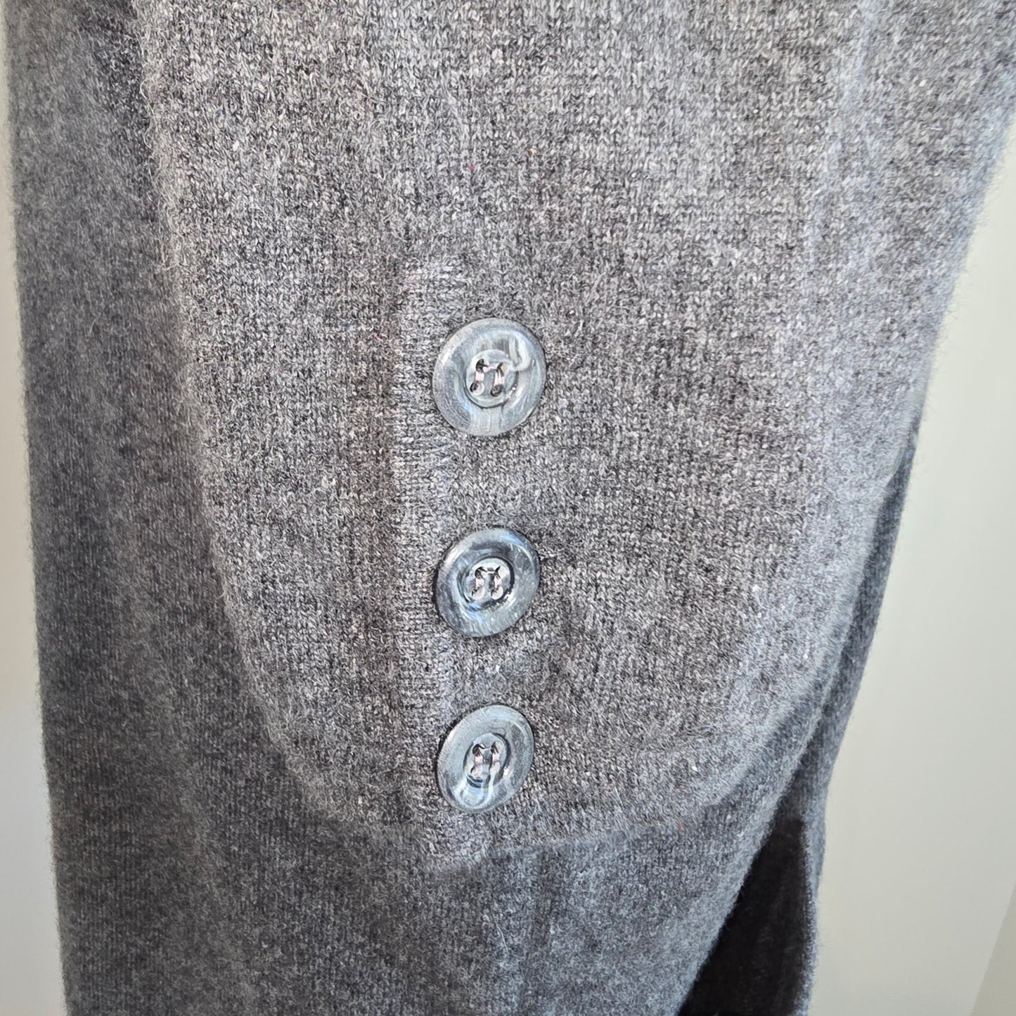 Valentino Boutique Vintage Gray Open Cardigan Side Pockets Silk Cashmere Sweater