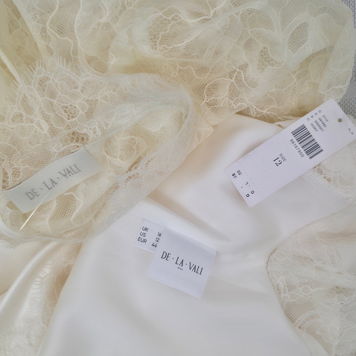 De La Vali Ivory Croissant Long-Sleeve Lace Wedding Mini Dress Sz 12 NWT