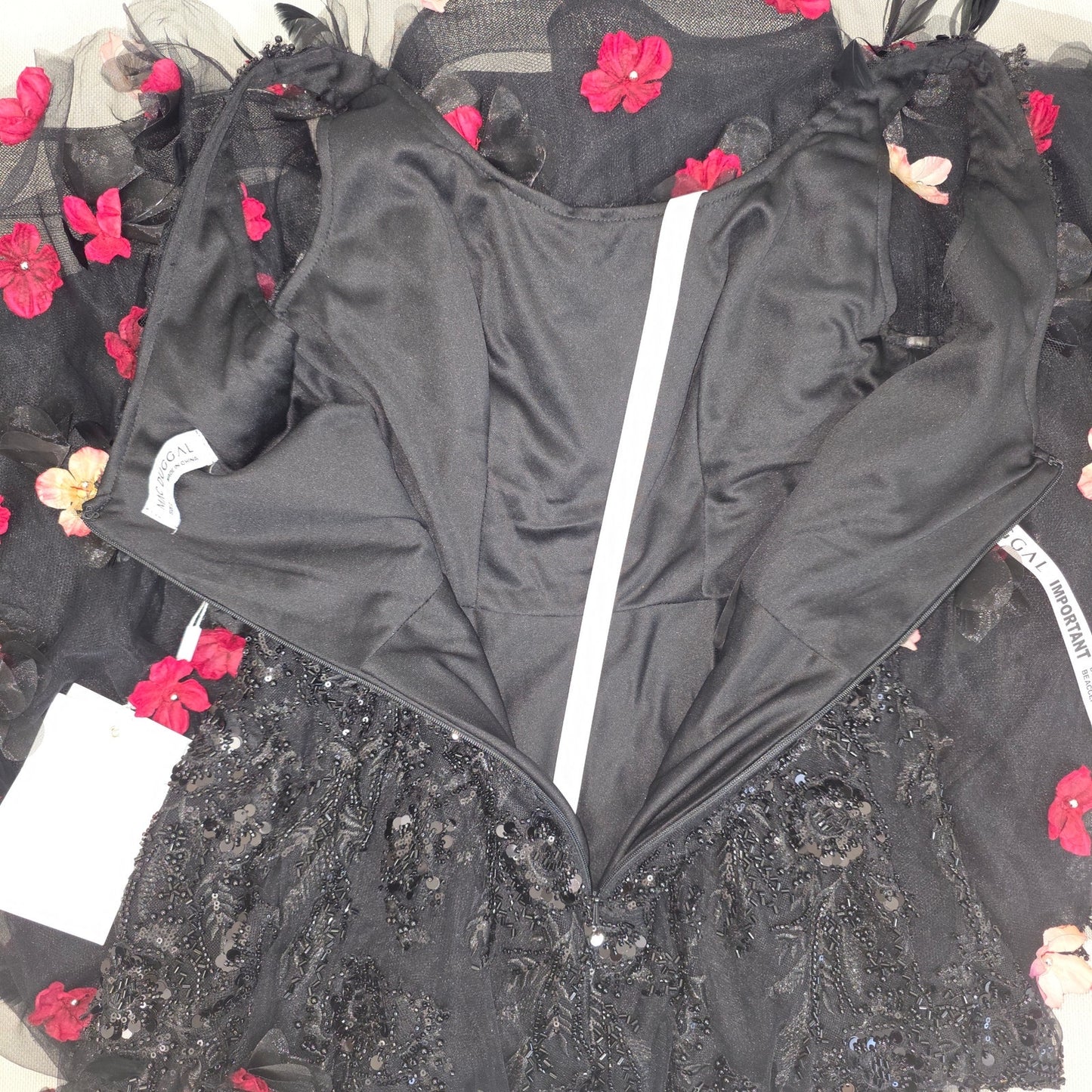 Mac Duggal Sleeveless Sequin Floral Appliqué Midi Dress Sz 2 NWT