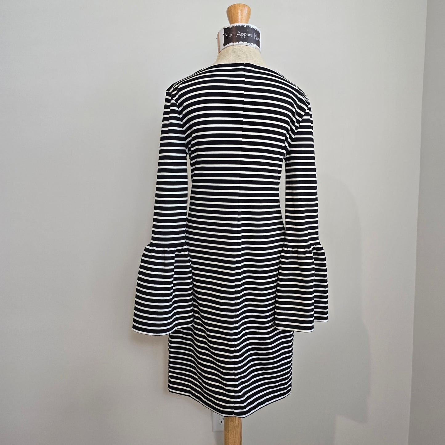 Banana Republic Women's Black White Striped Bell Sleeves Midi Dress Sz XS (722)