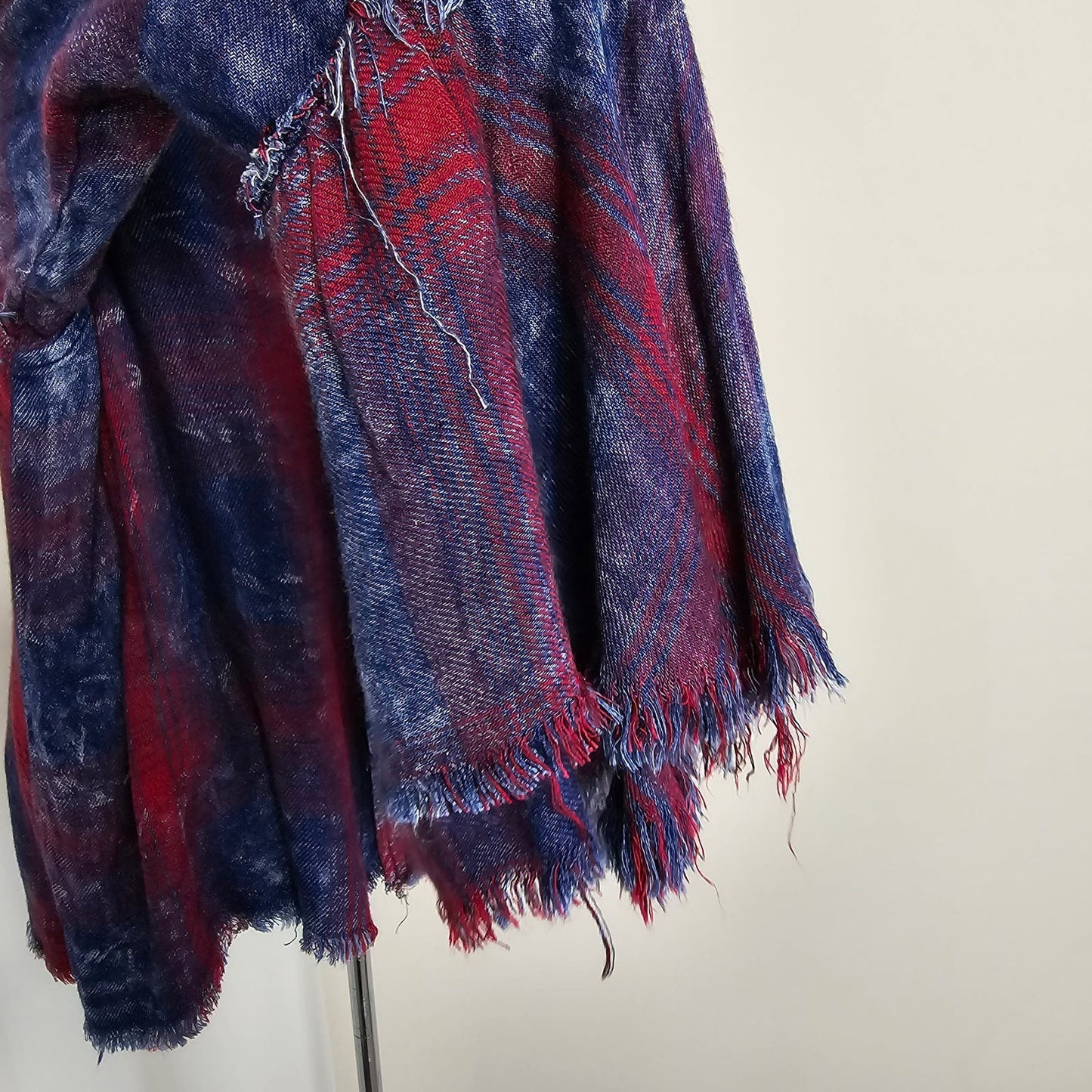 Vintage Havana Blue Red Button Down Long Bell Sleeves w/fringe Top Sz Small (675)