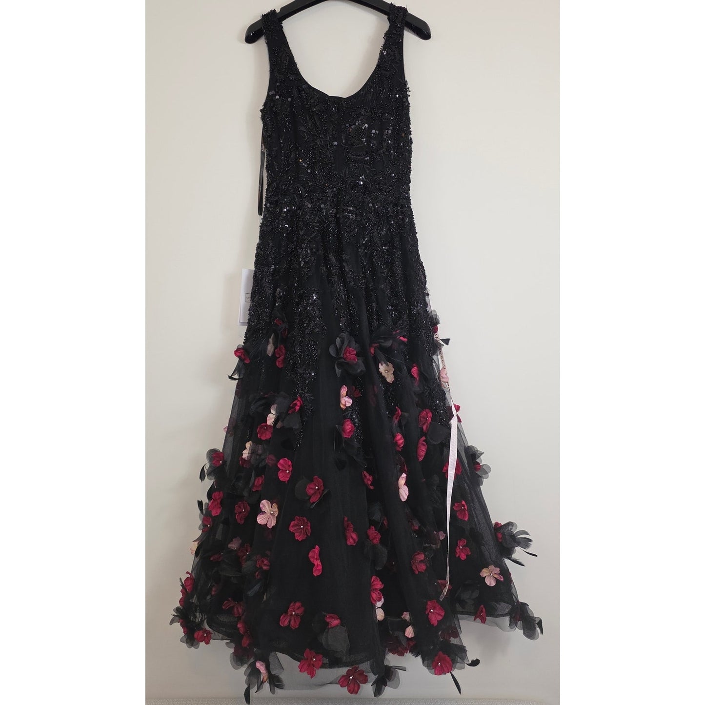 Mac Duggal Sleeveless Sequin Floral Appliqué Midi Dress Sz 2 NWT