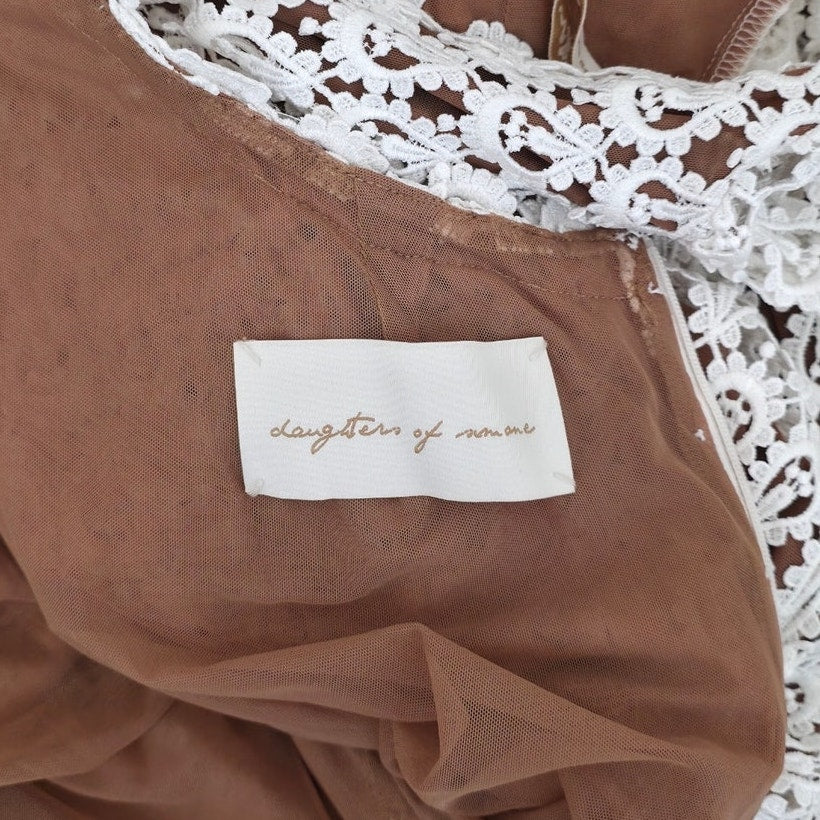 Daughters of Simone Hollis Lace Open Back Wedding Gown Bridal Bohemian XL NWT