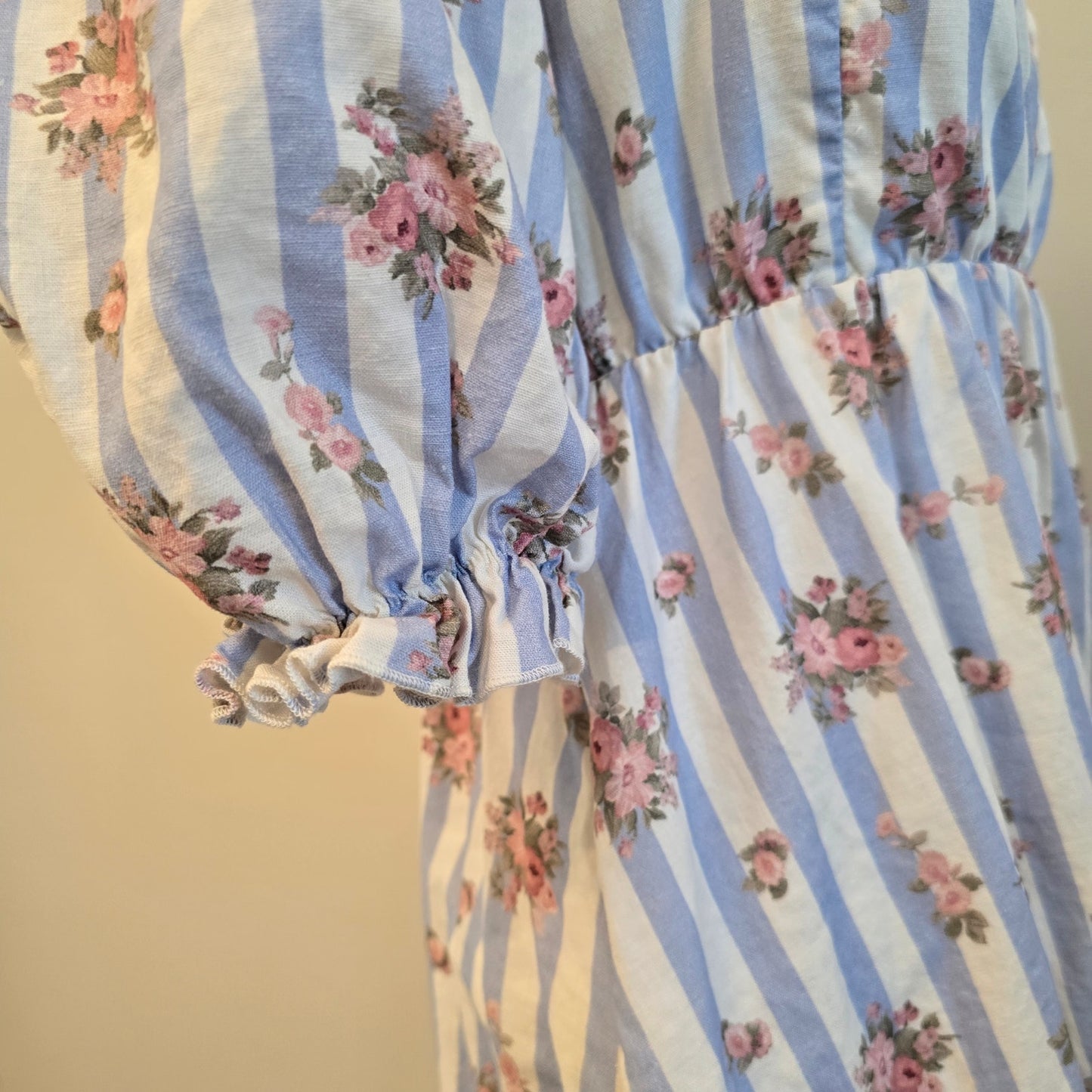 Show Me Your Mumu Addie White Blue Stripes Floral Short Sleeve Mini Dress Sz M