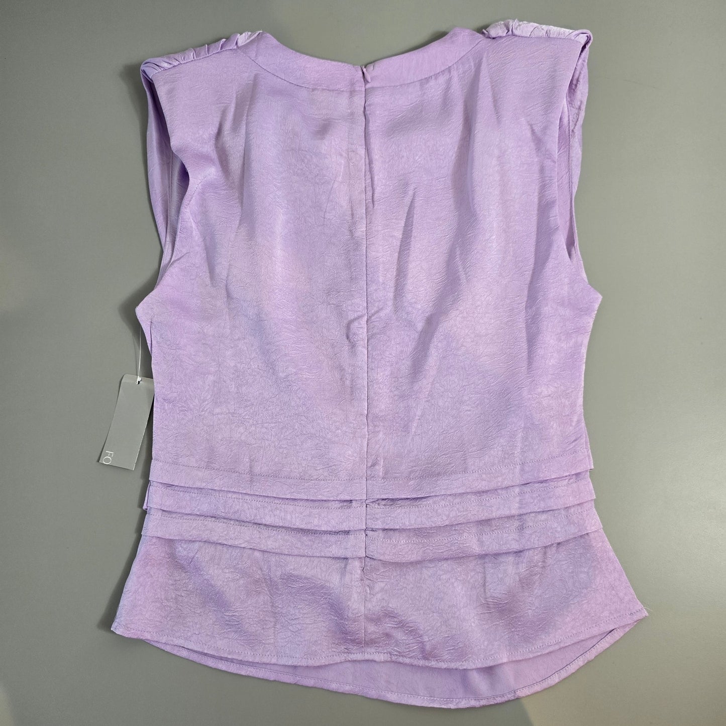 Strut & Bolt Lavender Sleeveless Shoulder Pad Cowl Neck Blouse Sz M (792)