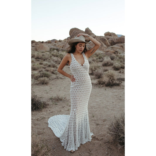 Daughters of Simone Ivory Hollis Lace Wedding Bridal Gown Open Back 4XL