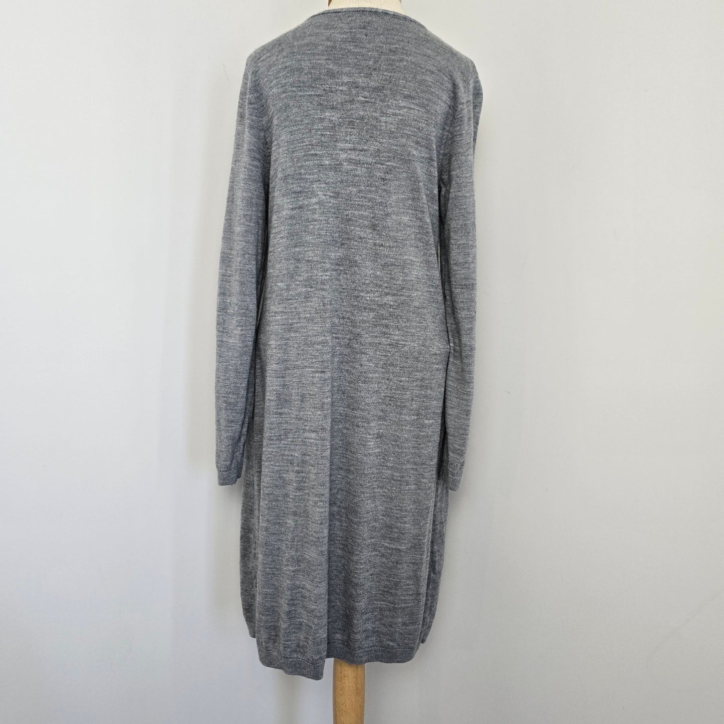 Lands' End Women's Gray V-Neck Long Sleeve Midi Sweater Dress Sz M (643)