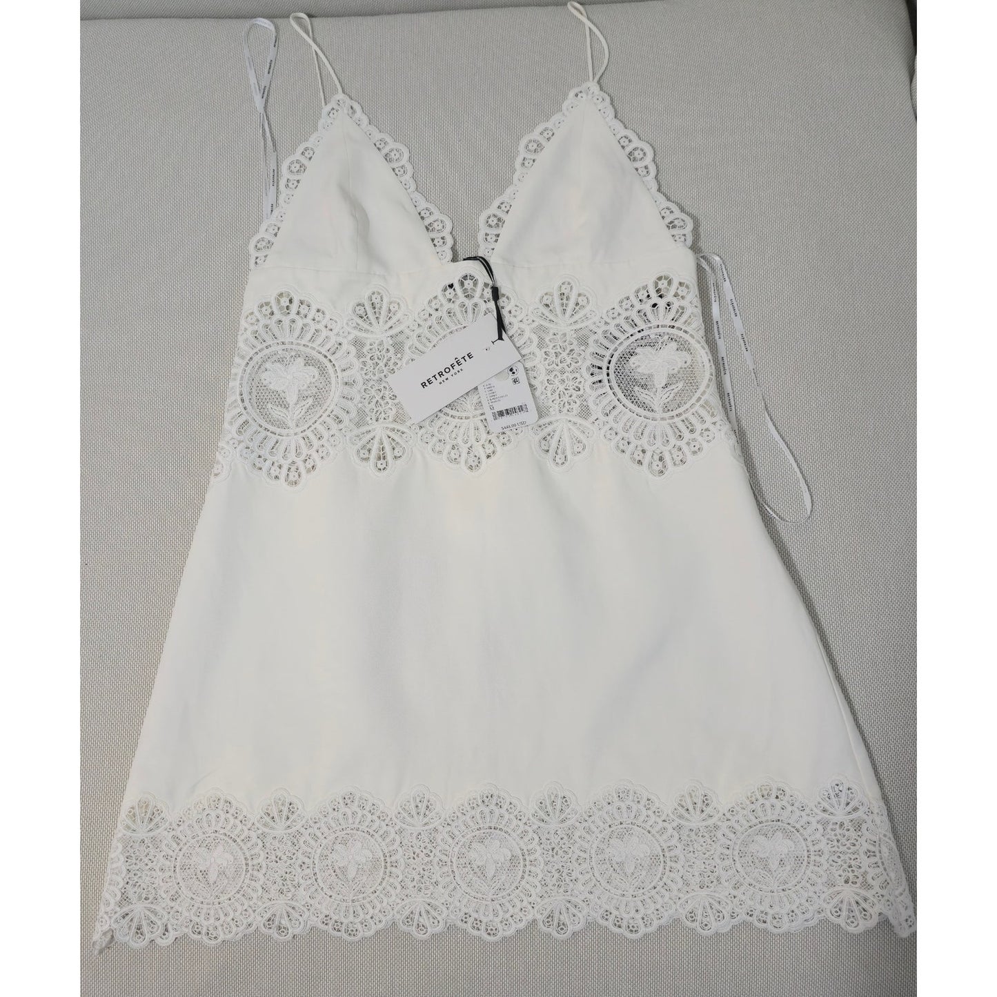Retrofête Ivory Karlie Open Lace Paneling and scalloped Hem Mini Dress Sz Medium