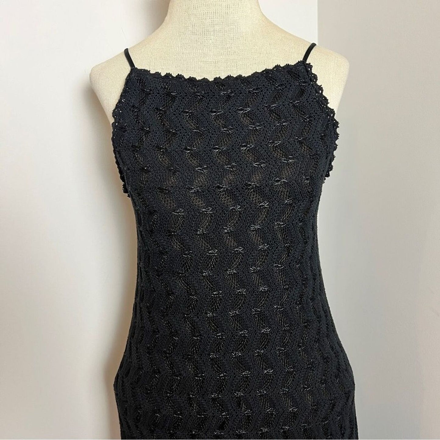 Parallel Dresses Spaghetti Vintage Strap Black Knit Lined Dress Sz 8 (519)