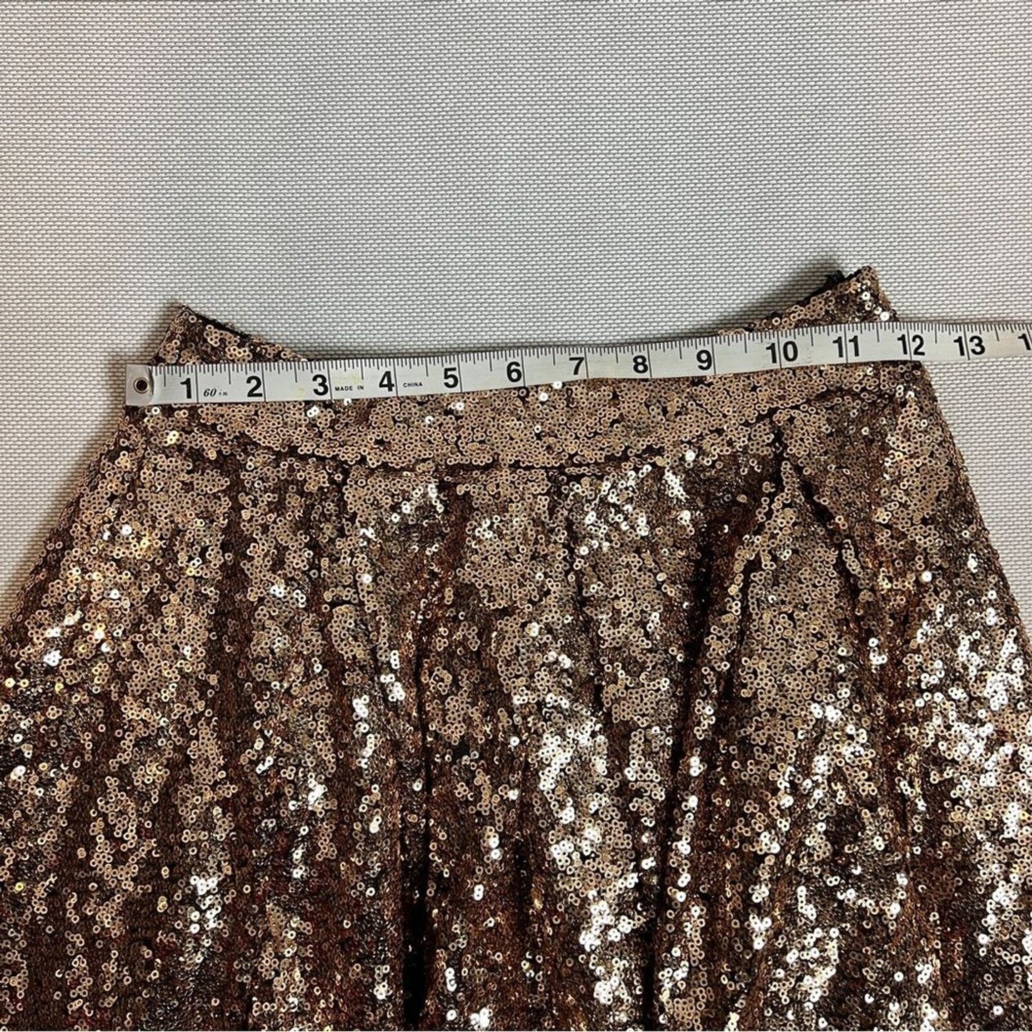 Vestique Women's Gold Sequin Mini Lined Skirt Sz Small (511)